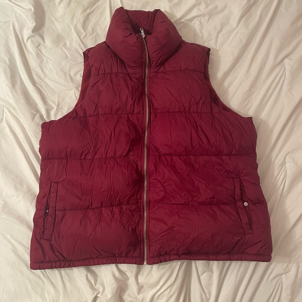 Old Navy Puffer Vest